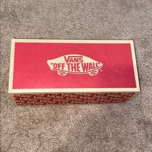 VANS BOX